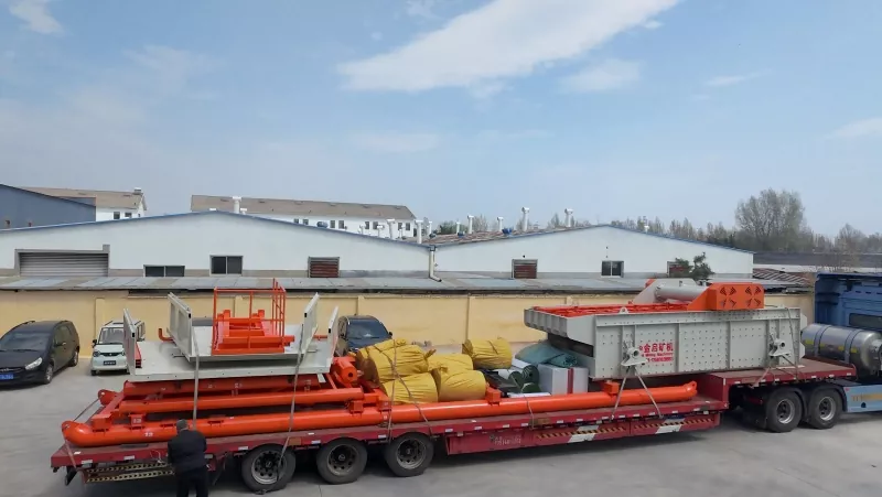 Herhaal bestelling vanaf Sentraal-Asië! Jinqi Gold Mining Screen Eenheid gestuur